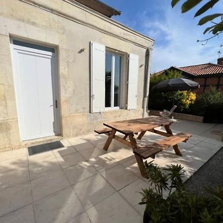 Vila La Petite Angerienne Saint-Jean-dʼAngély Exteriér fotografie