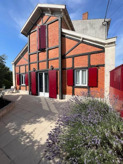Vila La Petite Angerienne Saint-Jean-dʼAngély Exteriér fotografie